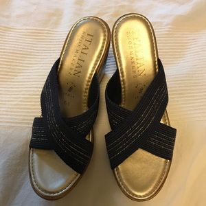 NWOT Italian Shoemakers navy blue gold wedge heels